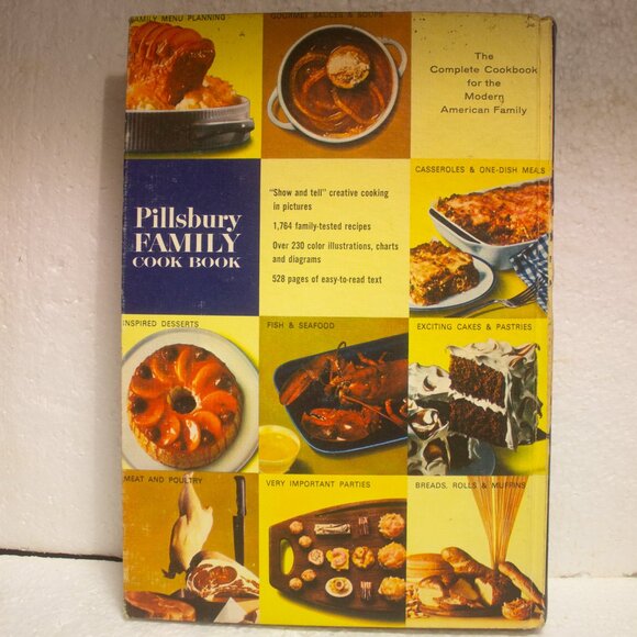 Vintage The Pillsbury Family Cookbook Copyright 1963 - Picture 2 of 11